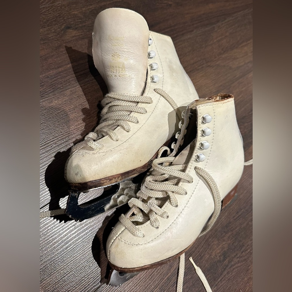 Girls hand-made figure skates